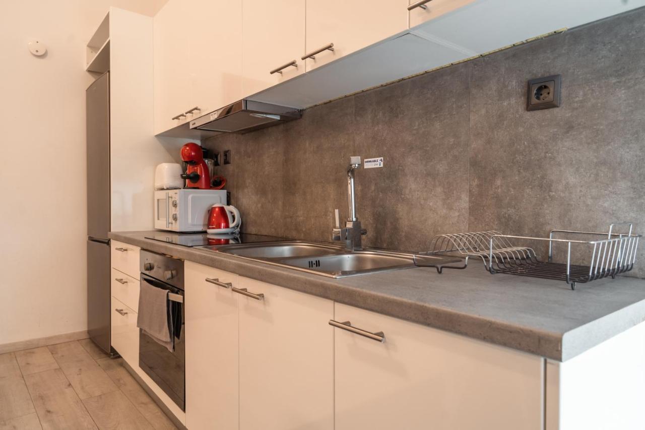 Urban Serenity Gem In Kallithea Neighbourhood! Афіни Екстер'єр фото