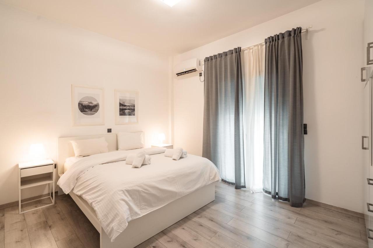 Urban Serenity Gem In Kallithea Neighbourhood! Афіни Екстер'єр фото
