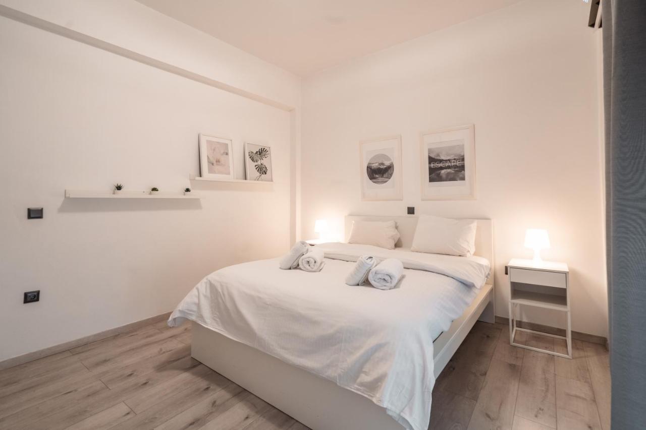 Urban Serenity Gem In Kallithea Neighbourhood! Афіни Екстер'єр фото
