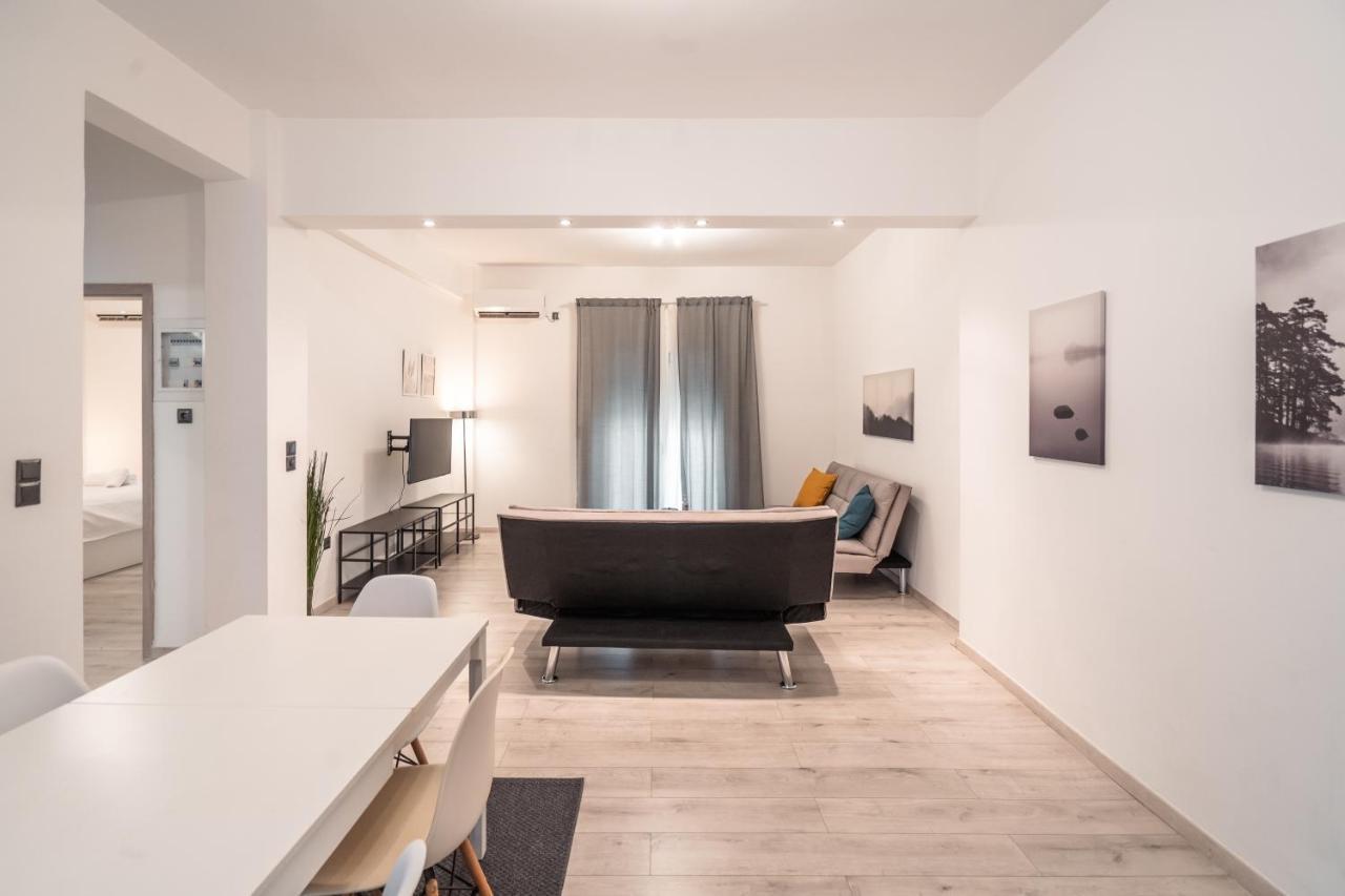 Urban Serenity Gem In Kallithea Neighbourhood! Афіни Екстер'єр фото