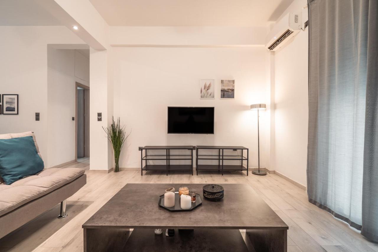Urban Serenity Gem In Kallithea Neighbourhood! Афіни Екстер'єр фото