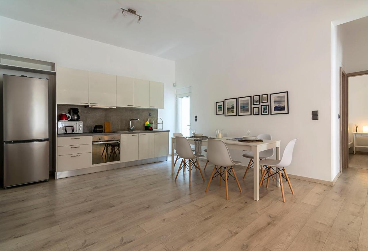 Urban Serenity Gem In Kallithea Neighbourhood! Афіни Екстер'єр фото